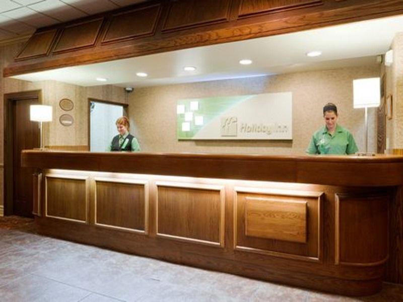 Holiday Inn Express & Suites Fond Du Lac By Ihg Bagian luar foto