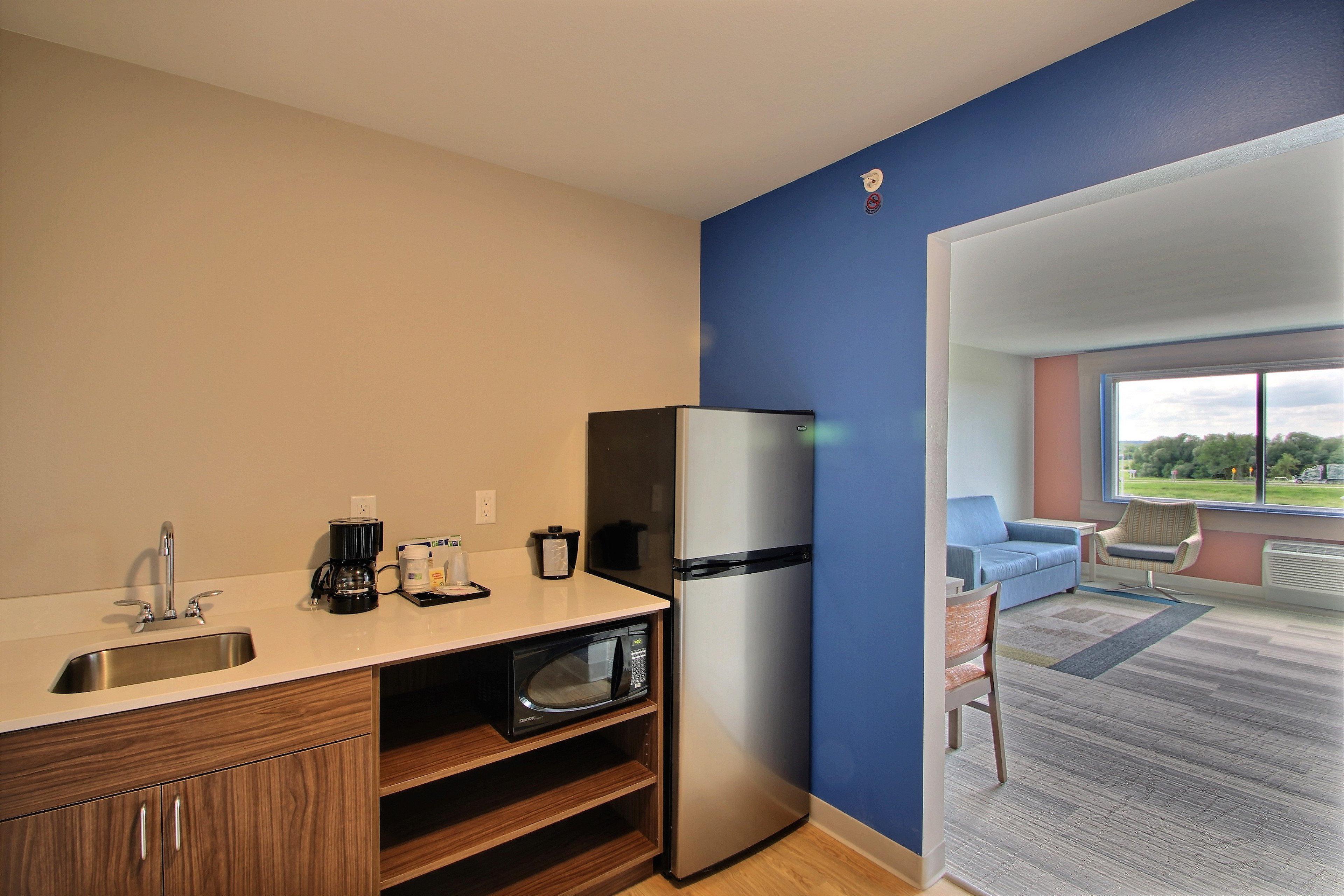 Holiday Inn Express & Suites Fond Du Lac By Ihg Bagian luar foto