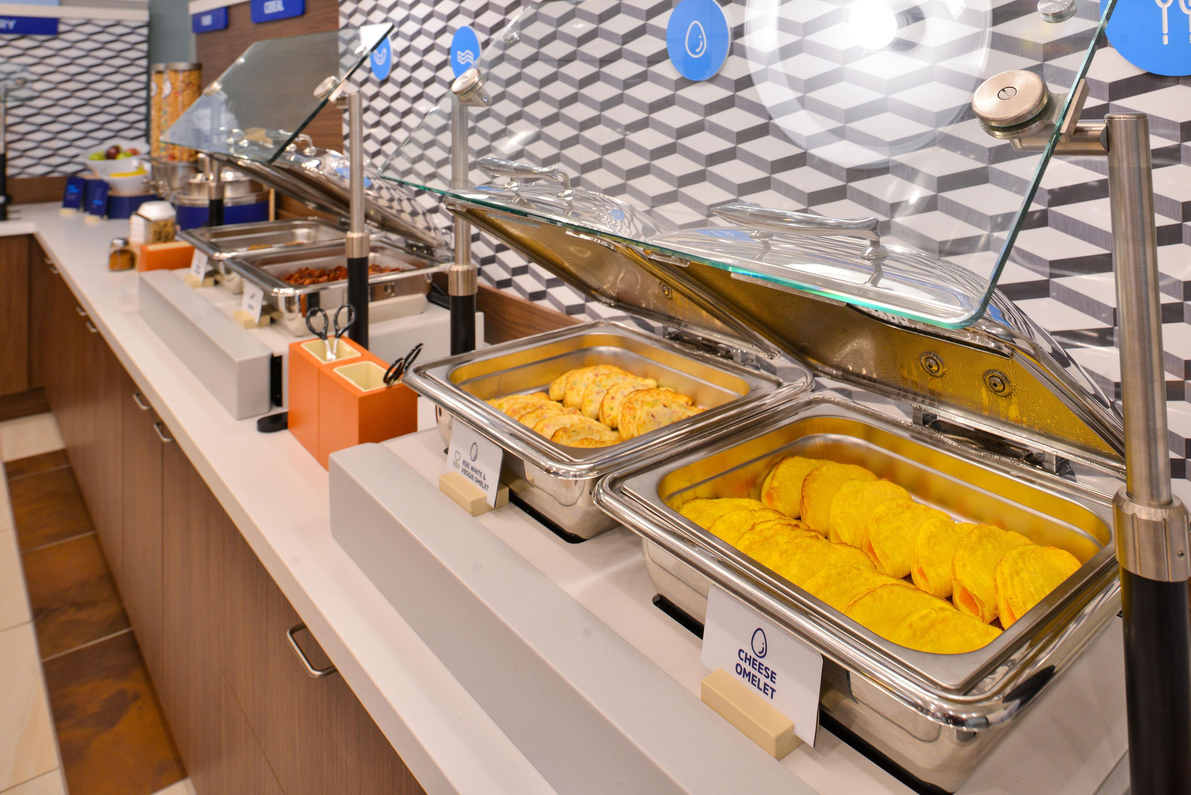 Holiday Inn Express & Suites Fond Du Lac By Ihg Bagian luar foto